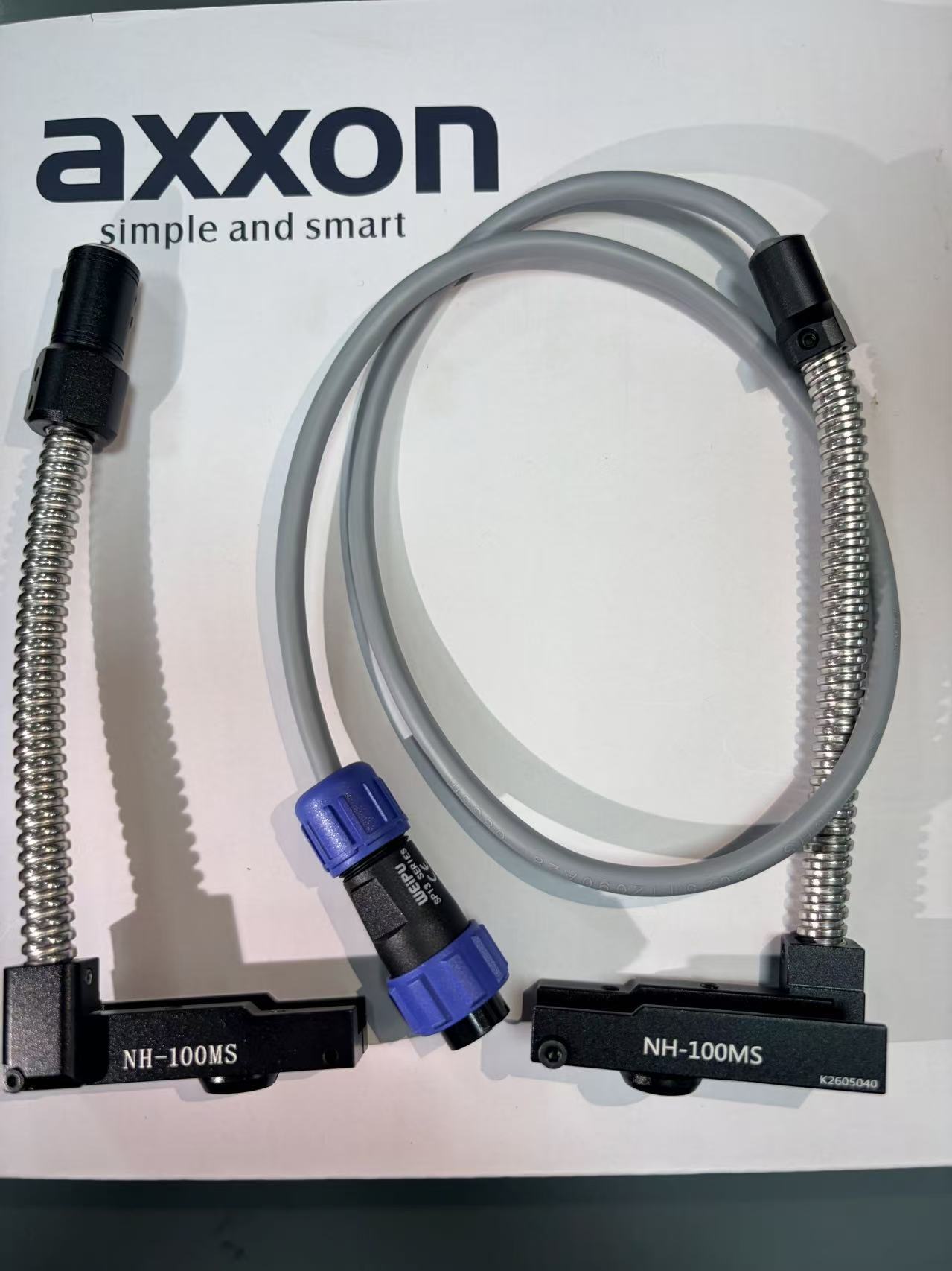 Cabluri Axxon